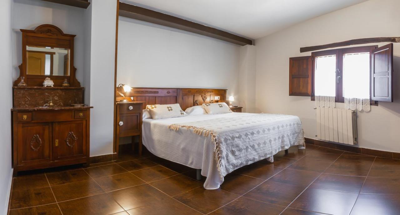 La Posada De Ojebar Rustica Rasines Екстер'єр фото